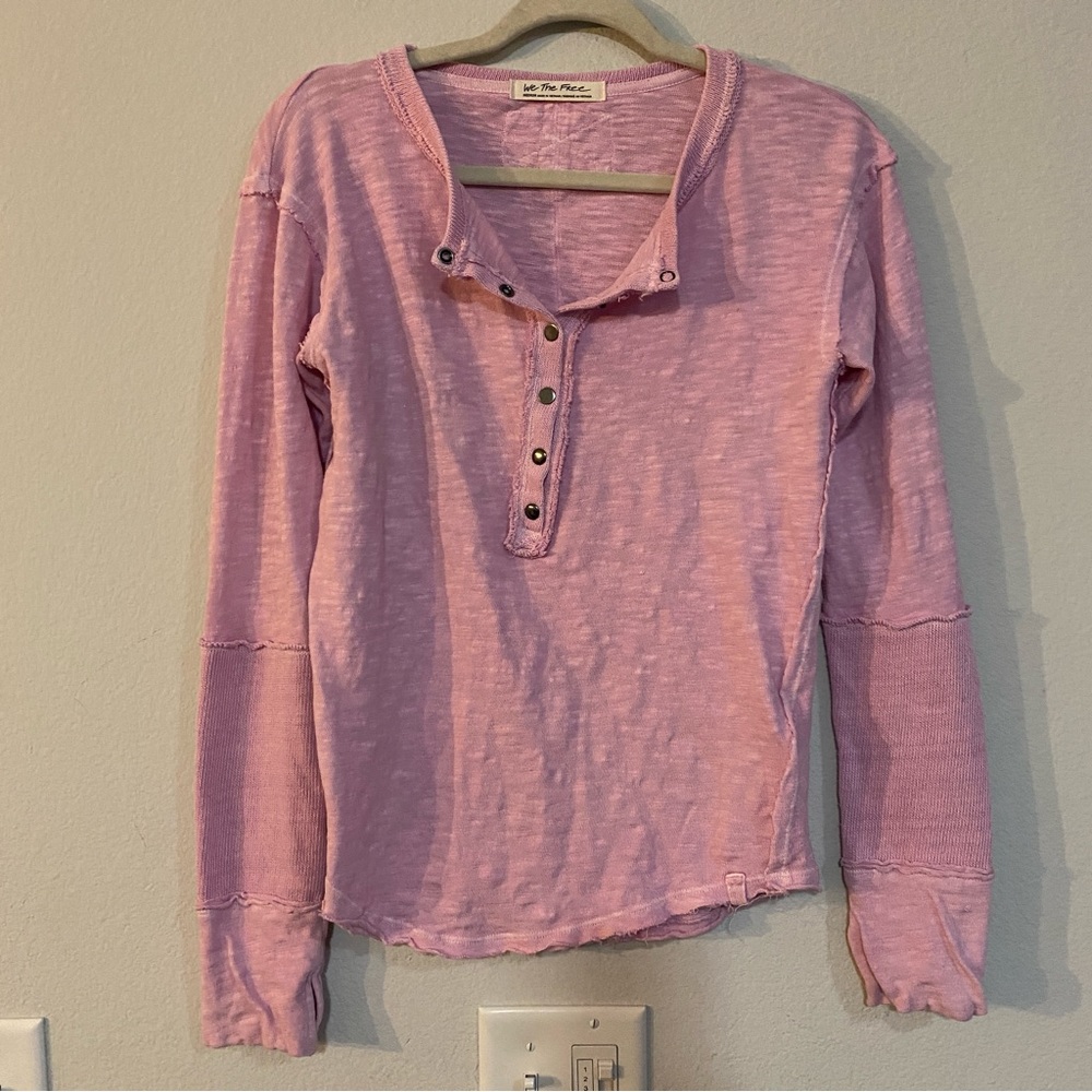 Free People Henley Top Phoebe Medium Pink Thumb Holes Knit - Picture 2 of 8